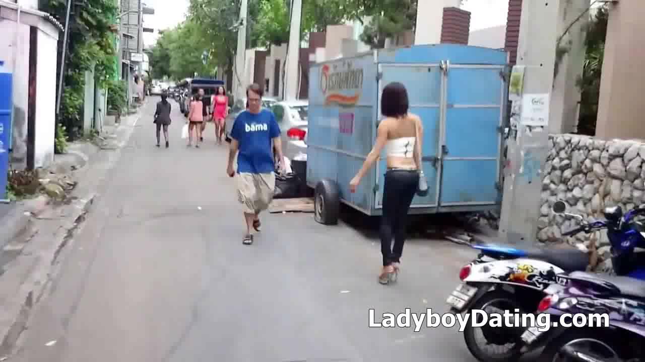 Sexy Thai ladyboys in public looking for sex